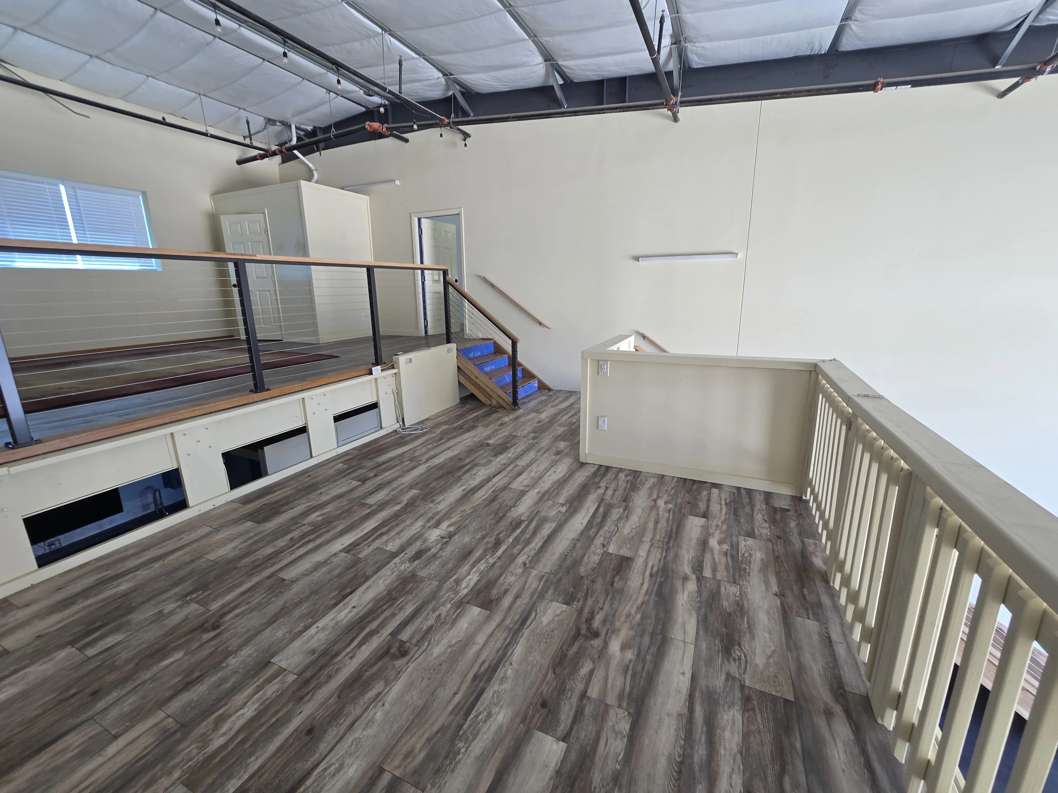 Property gallery — C17 4